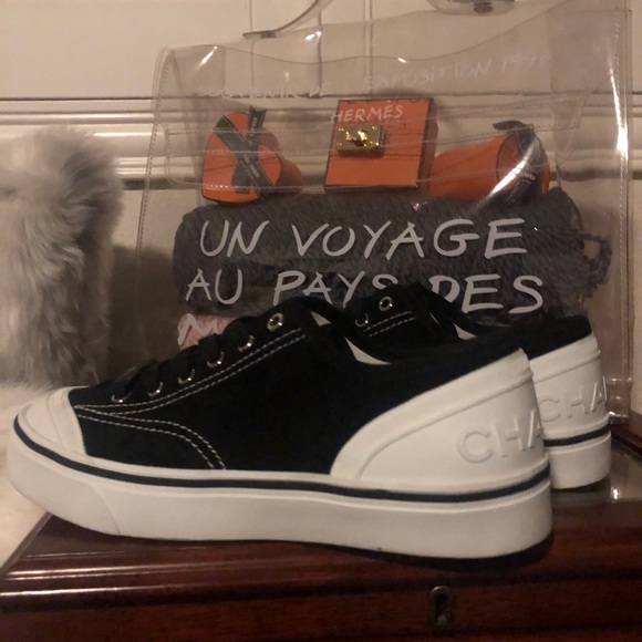 CHANEL SNEAKERS - Picture 8 of 13